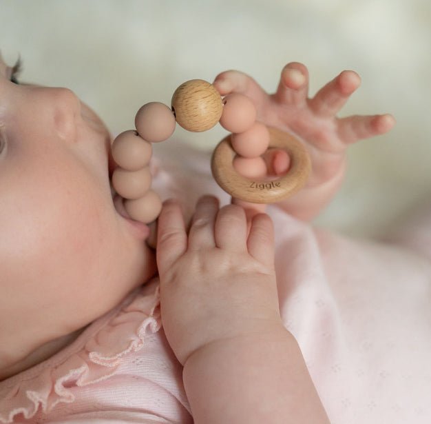 Wooden Teether and Rattle Duo - blush Ziggle