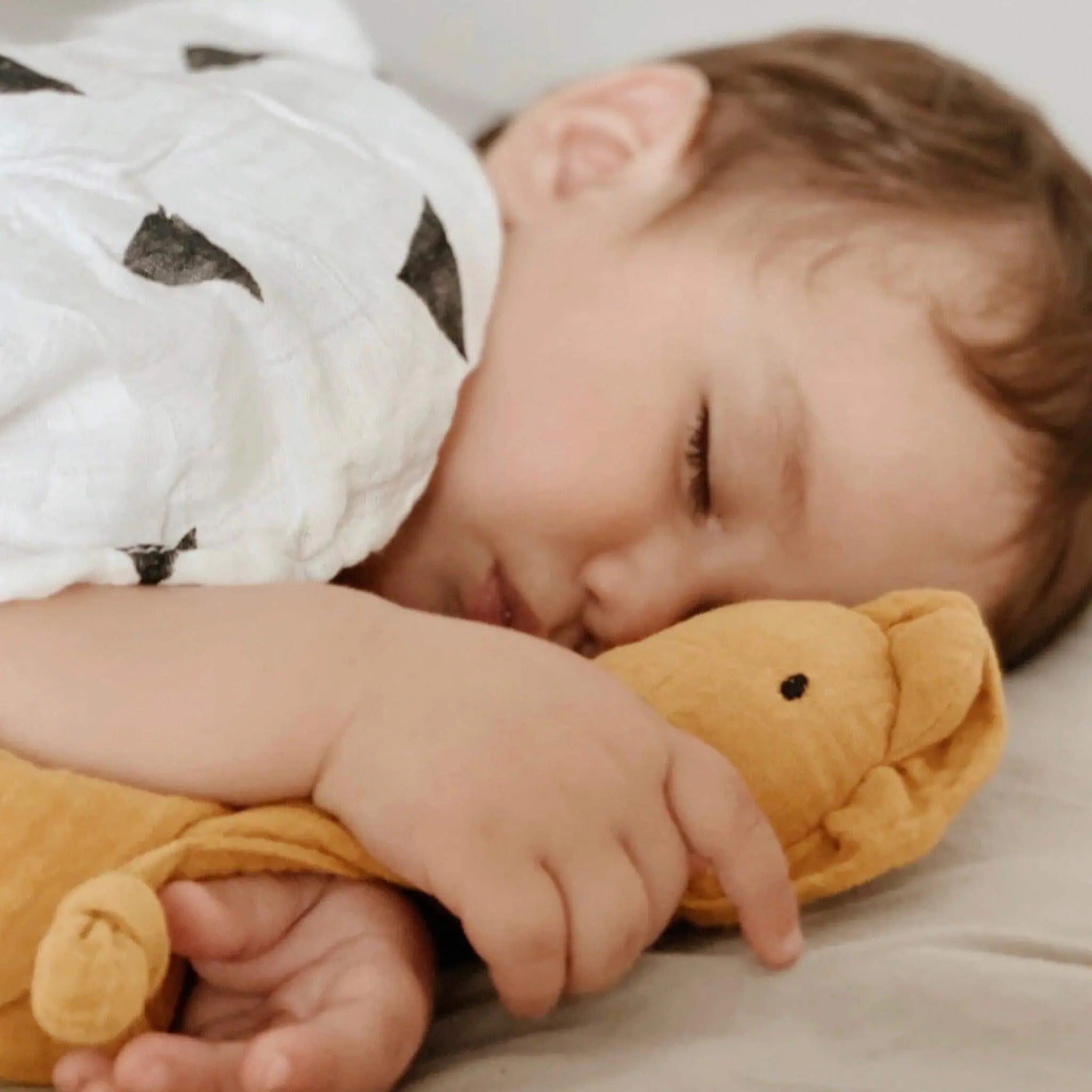 Nenina & Co. Dou Dou León Comforter Mango - Prezzi