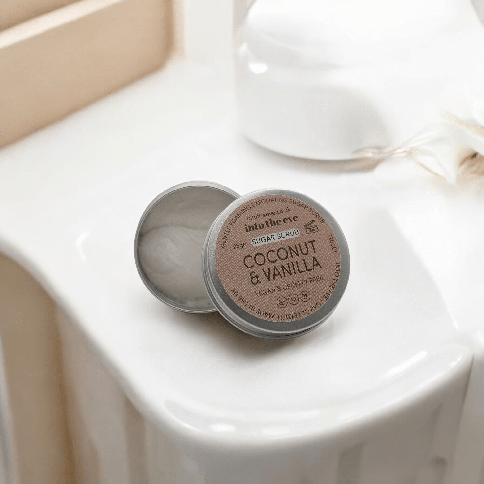 Coconut and Vanilla Foaming Sugar Scrub - Prezzi