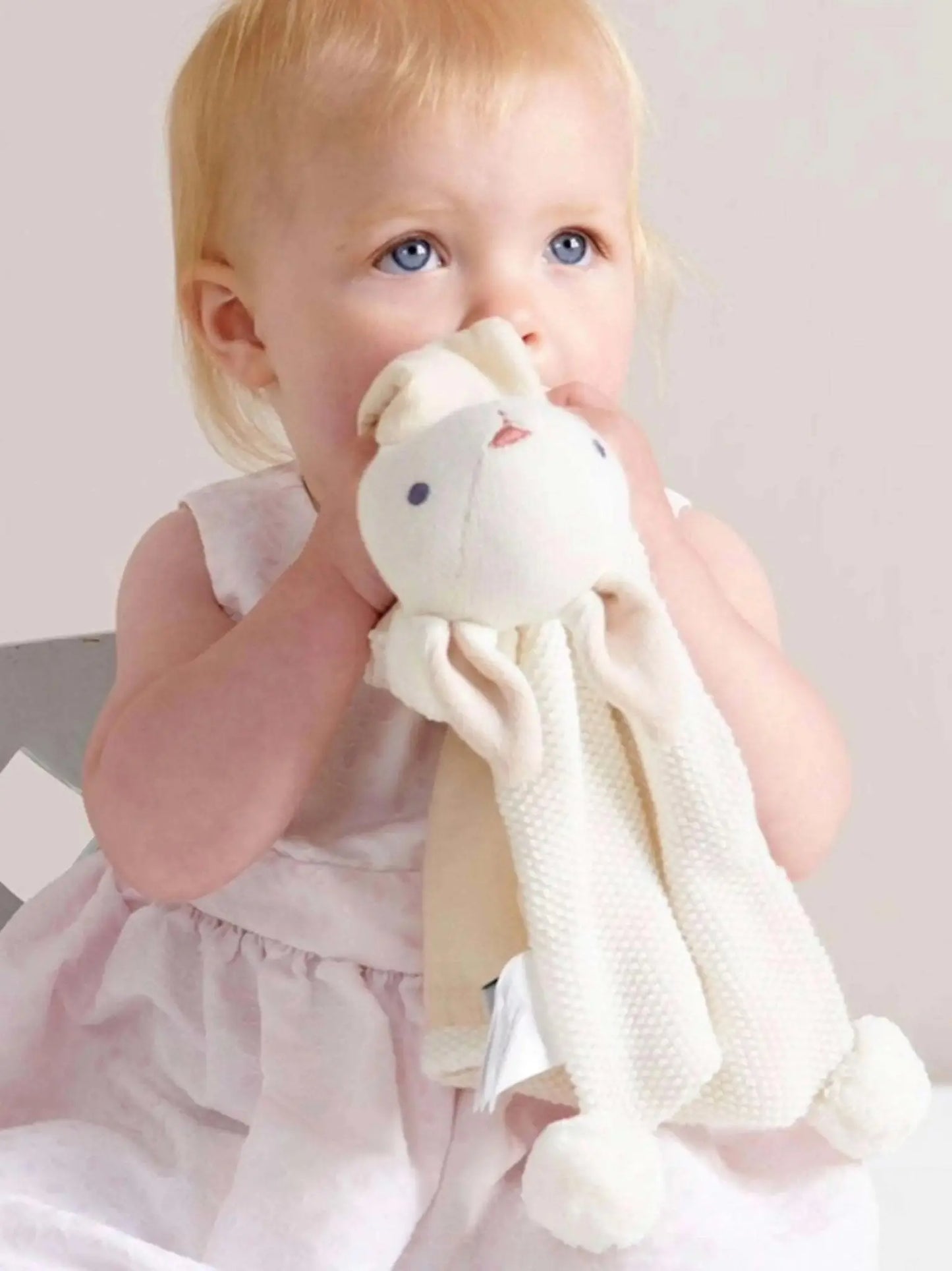 Baby Threads Taupe Bunny Comforter - Prezzi