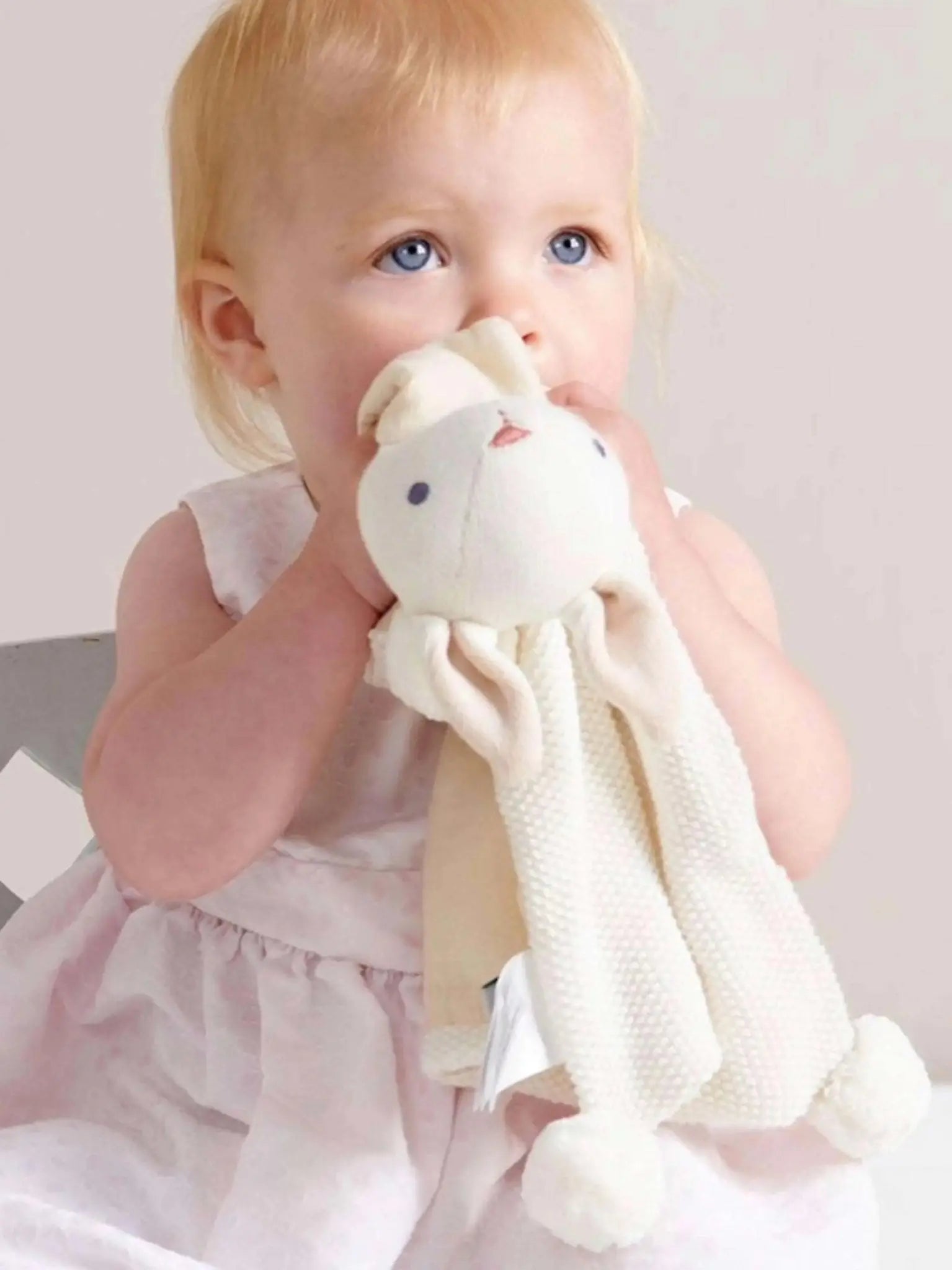 Baby Threads Taupe Bunny Comforter - Prezzi