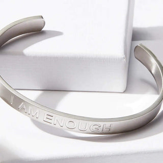 ‘I Am Enough’ - Chunky affirmation bangle - Prezzi